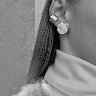 Nieregularne kolczyki sztyfty