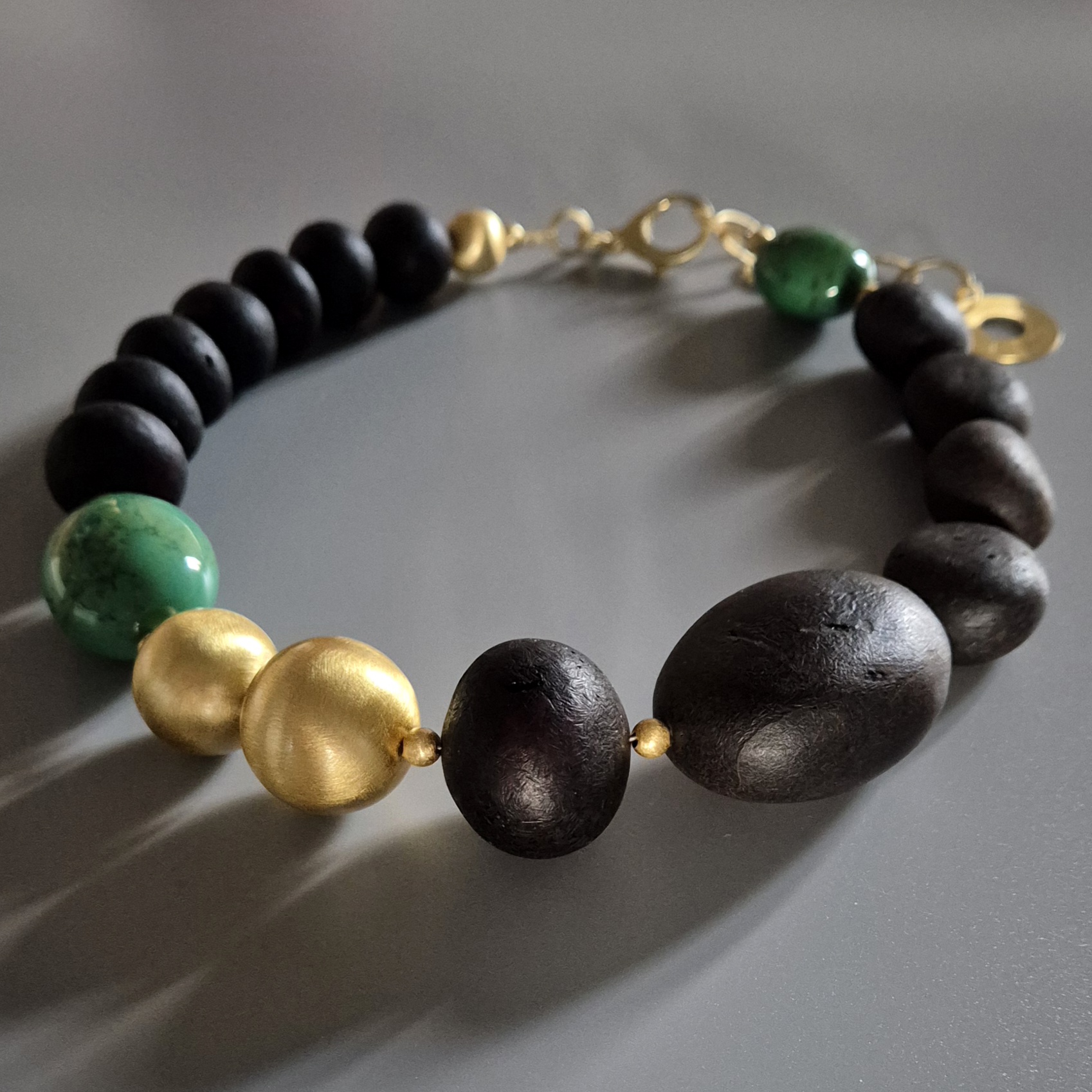 Czarny bursztyn i zielony turkus